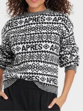 Black & White Apres Ski Crewneck Sweater